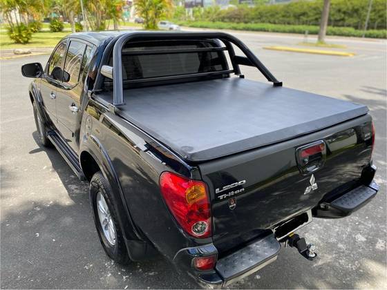 MITSUBISHI L200 TRITON 3.2 HPE 4X4 CD 16V TURBO INTERCOOLER DIESEL 4P AUTOMÁTICO MITSUBISHI L200 TRITON 3.2 HPE 4X4 CD 16V TURBO INTERCOOLER DIESEL 4P AUTOMÁTICO